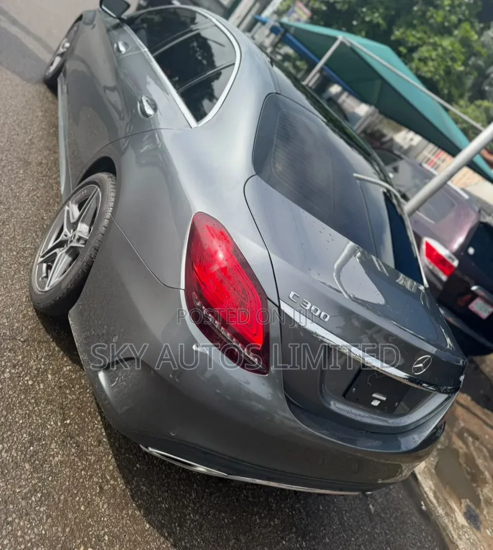 Mercedes-Benz C300 2021 Gray