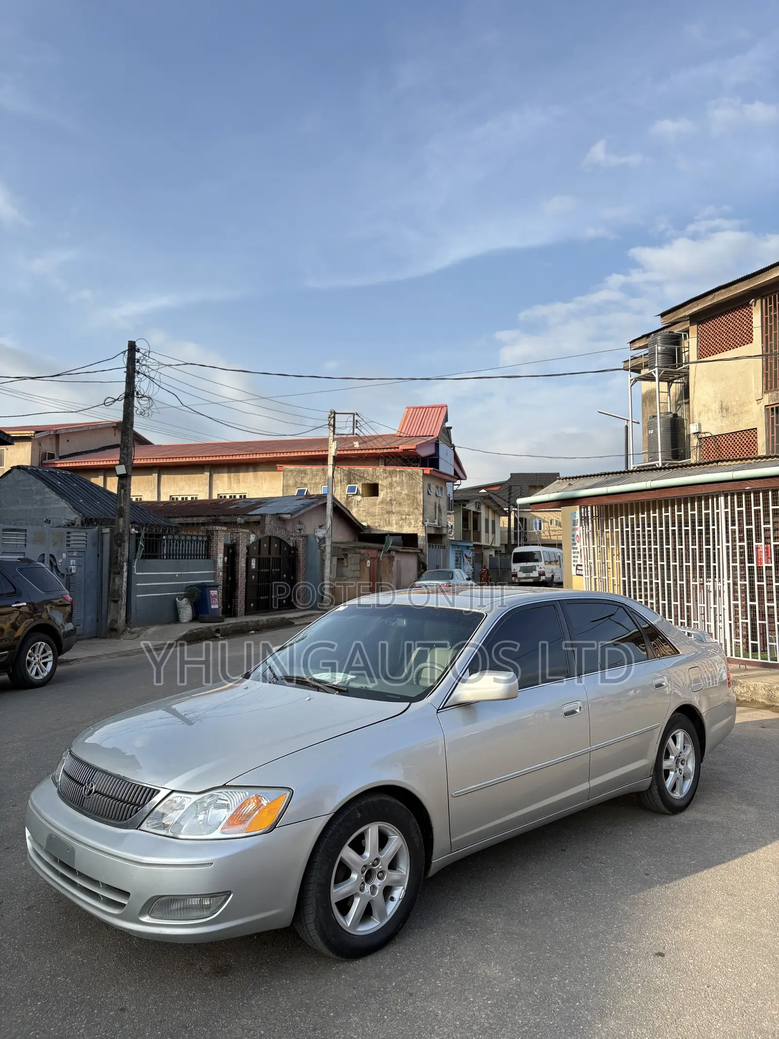 Toyota Avalon XL 2004 Silver