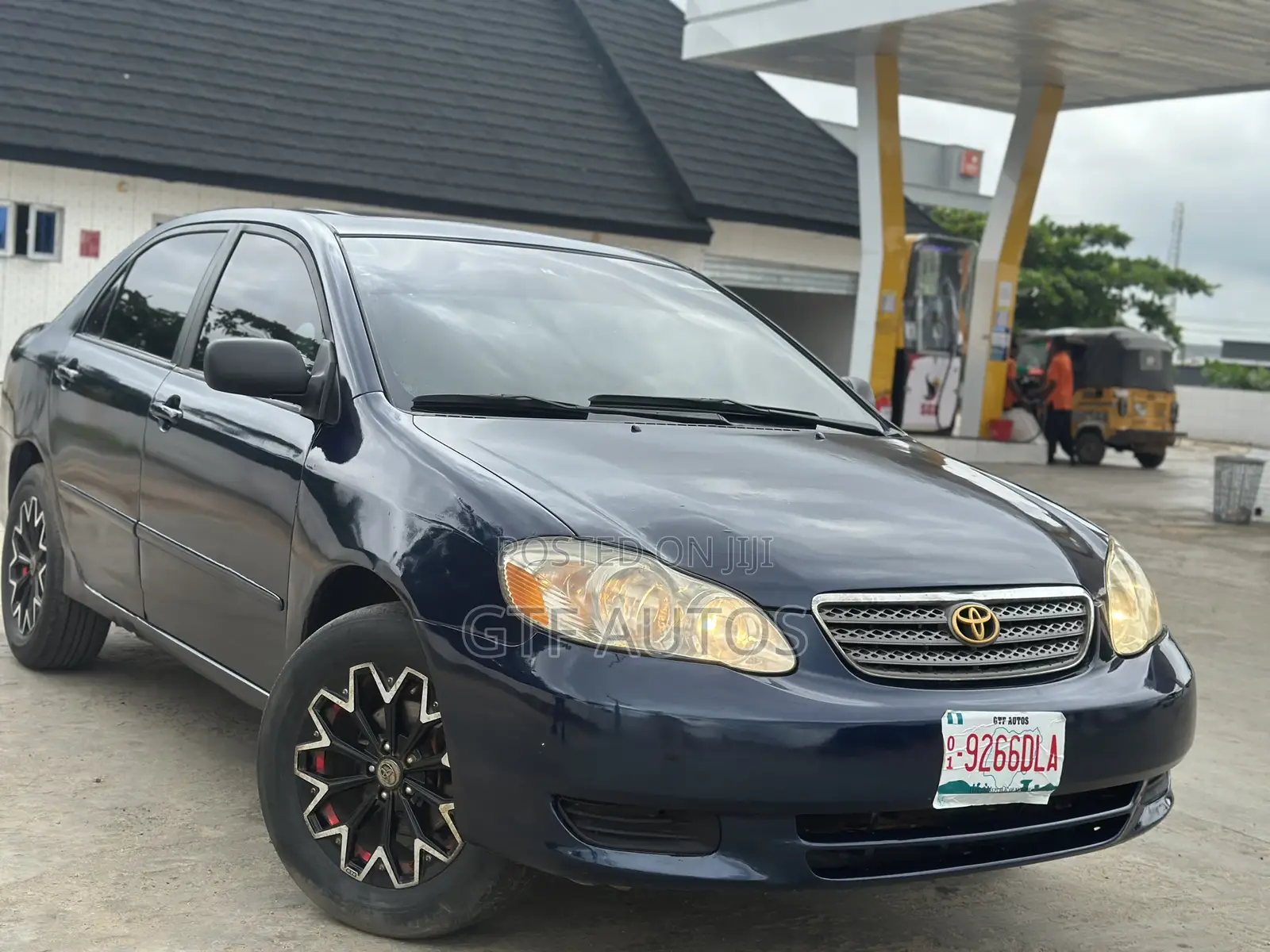Toyota Corolla LE 2006 Blue