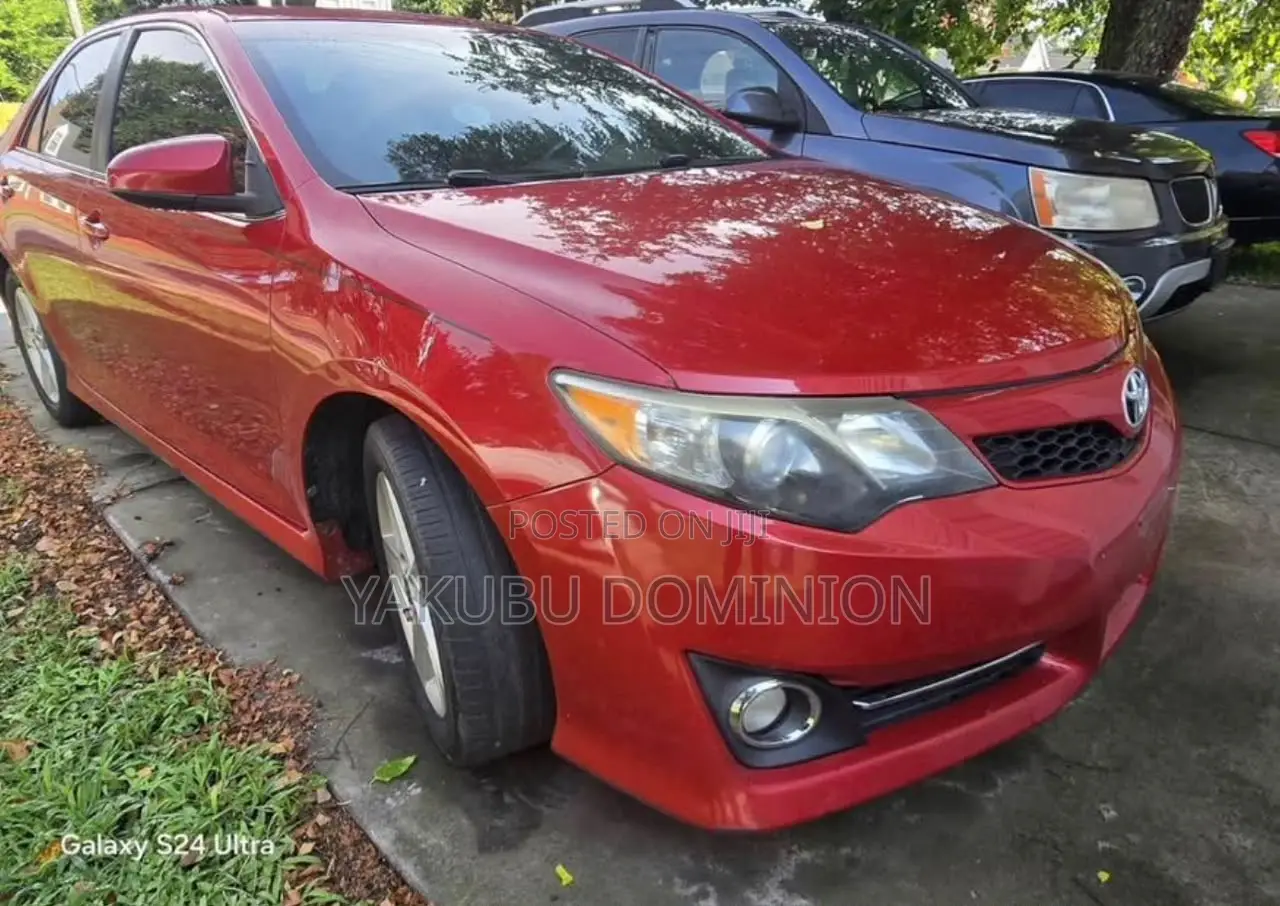 Toyota Camry SE Sport 4dr Sedan (2.5L 4cyl 6A) 2014 Red