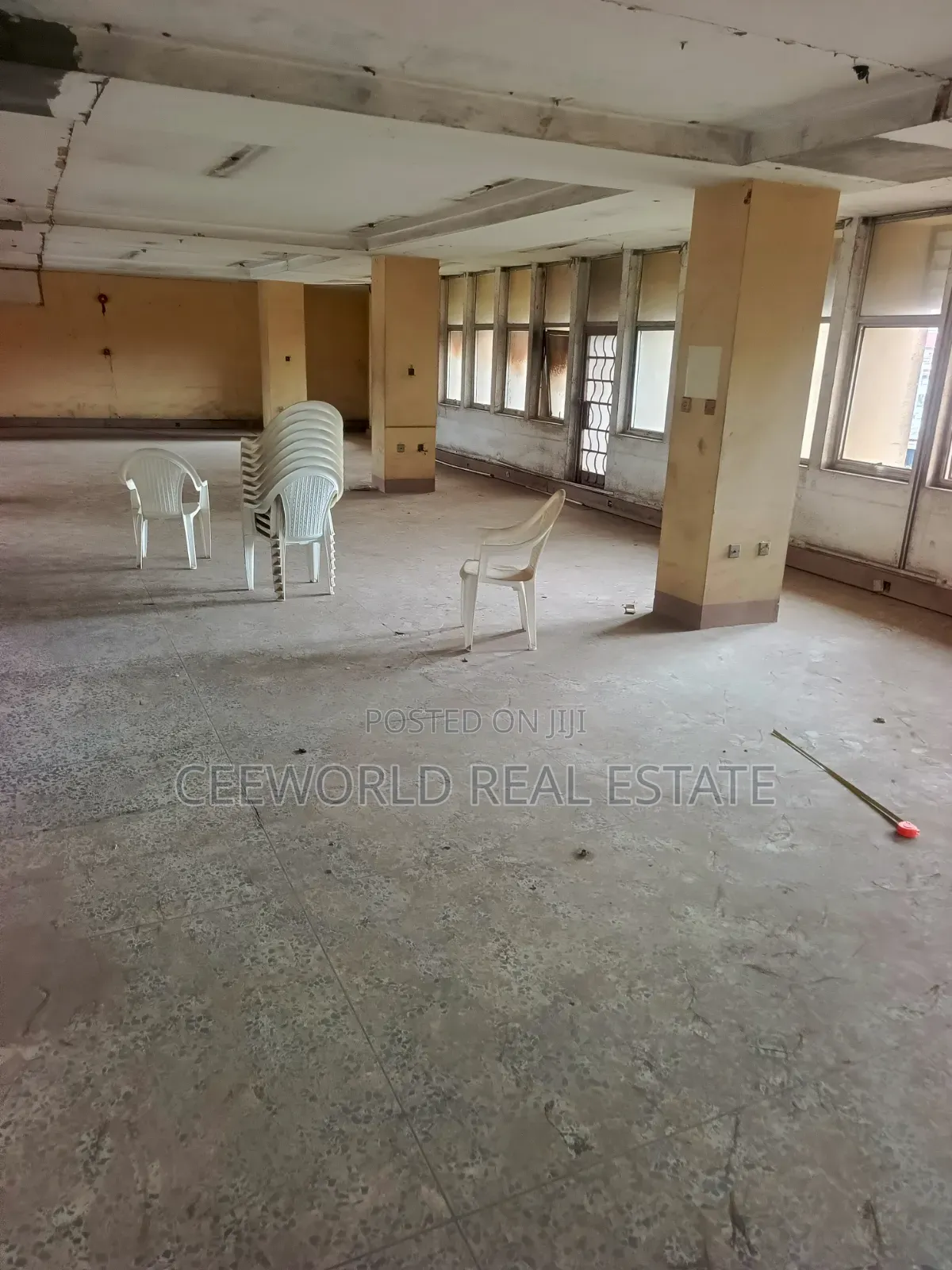 Open Plan Office Space 225sqm at Oke Bola, Oke Ado Ibadan