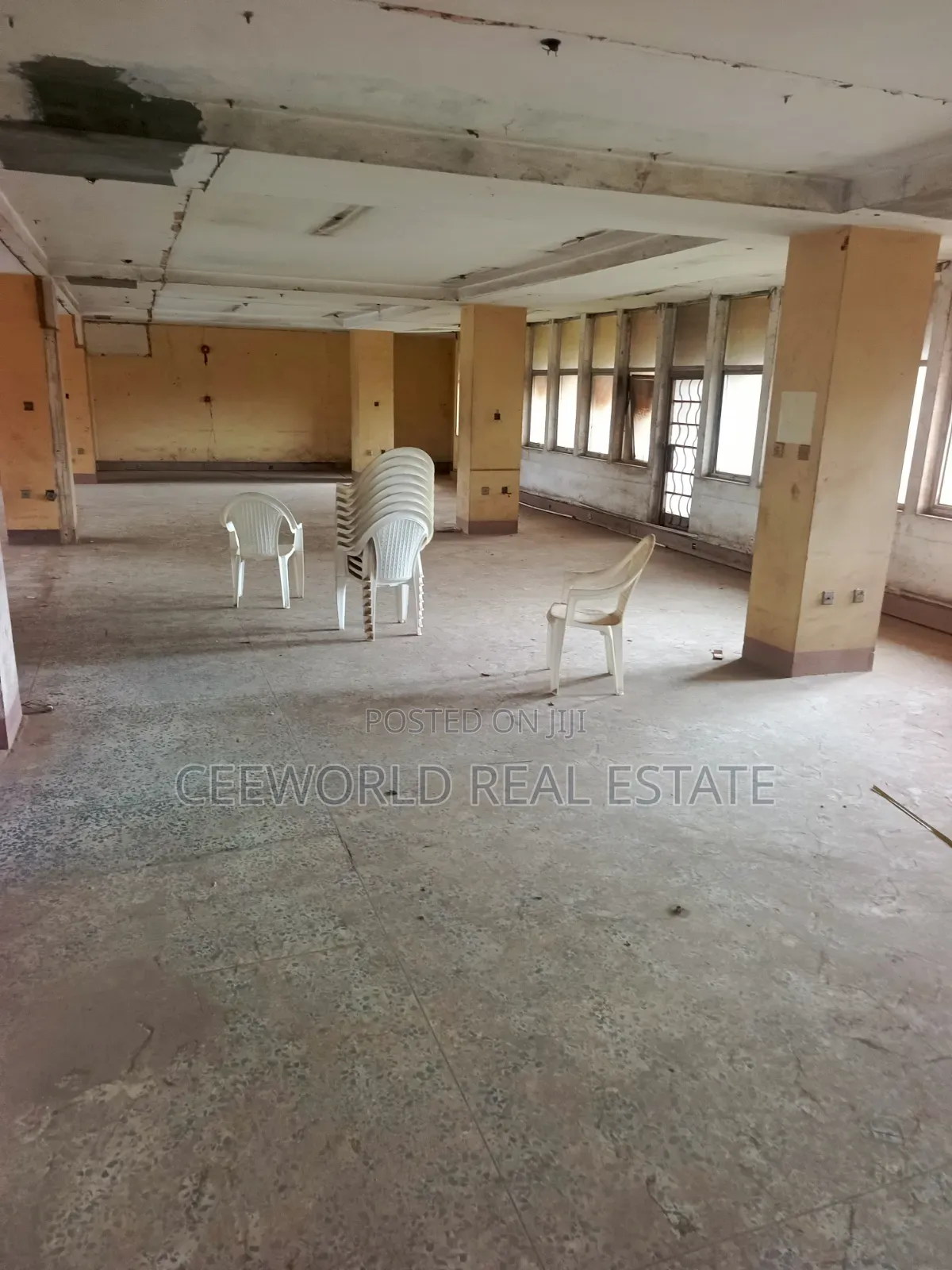Open Plan Office Space 225sqm at Oke Bola, Oke Ado Ibadan