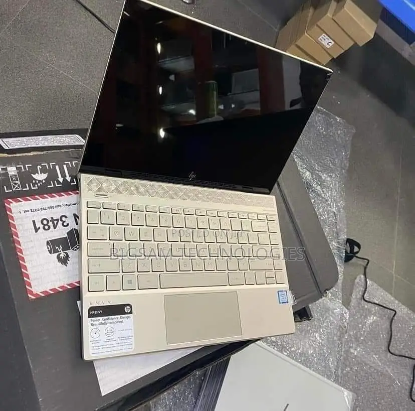 New Laptop HP Omen Max 16 32GB Intel Core Ultra 9 SSD 1T