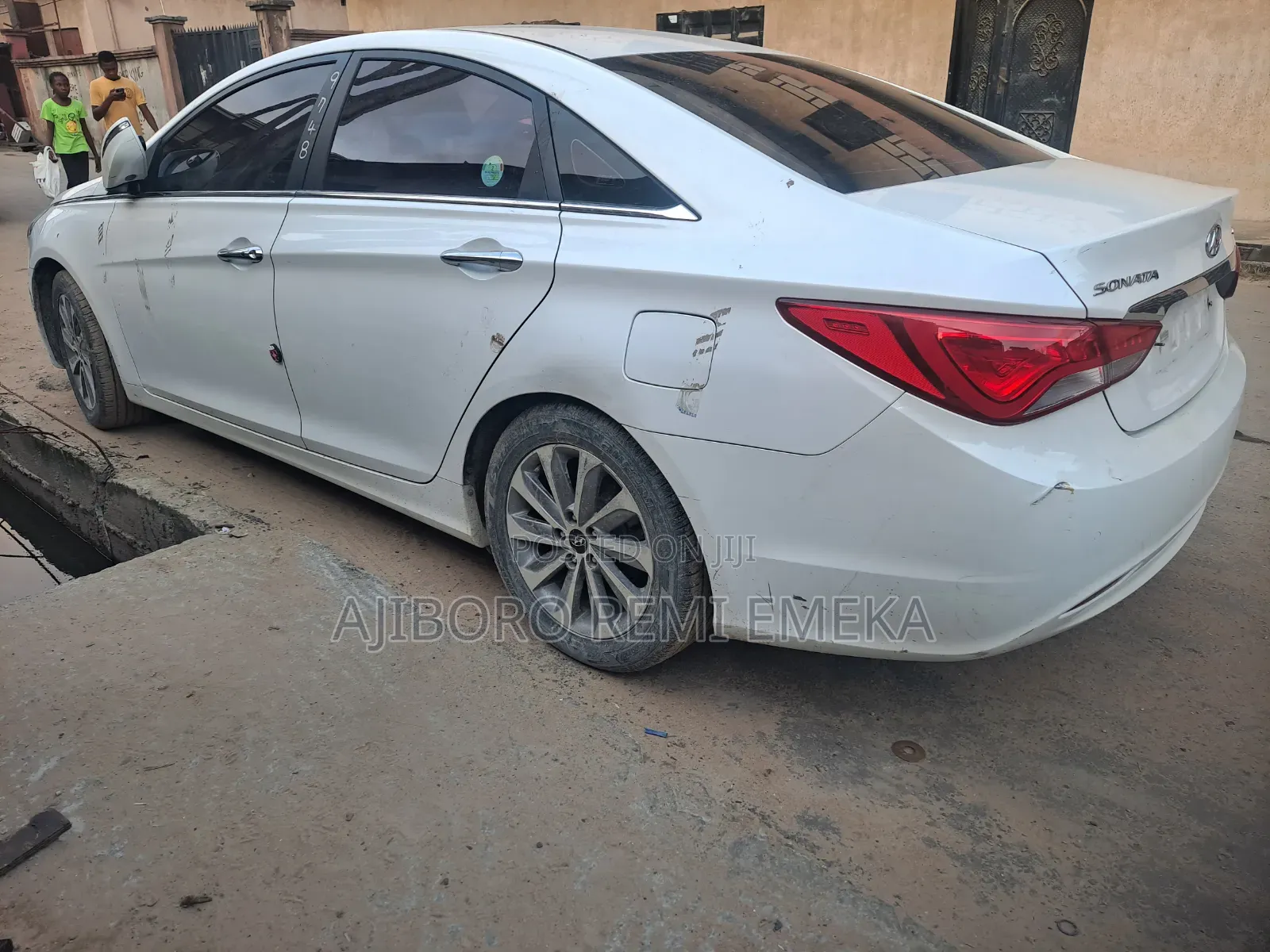 Hyundai Sonata SE 2.0T Sedan FWD (2.0L 4cyl 6A) 2012 White