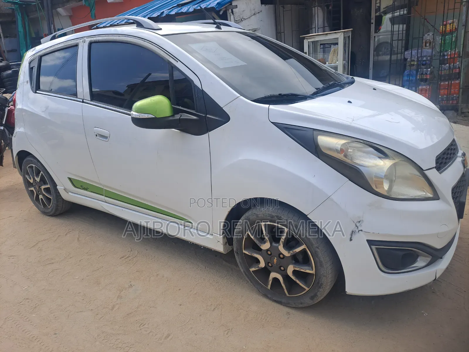 Chevrolet Spark 1LT 4dr Hatchback (1.2L 4cyl CVT) 2014 White