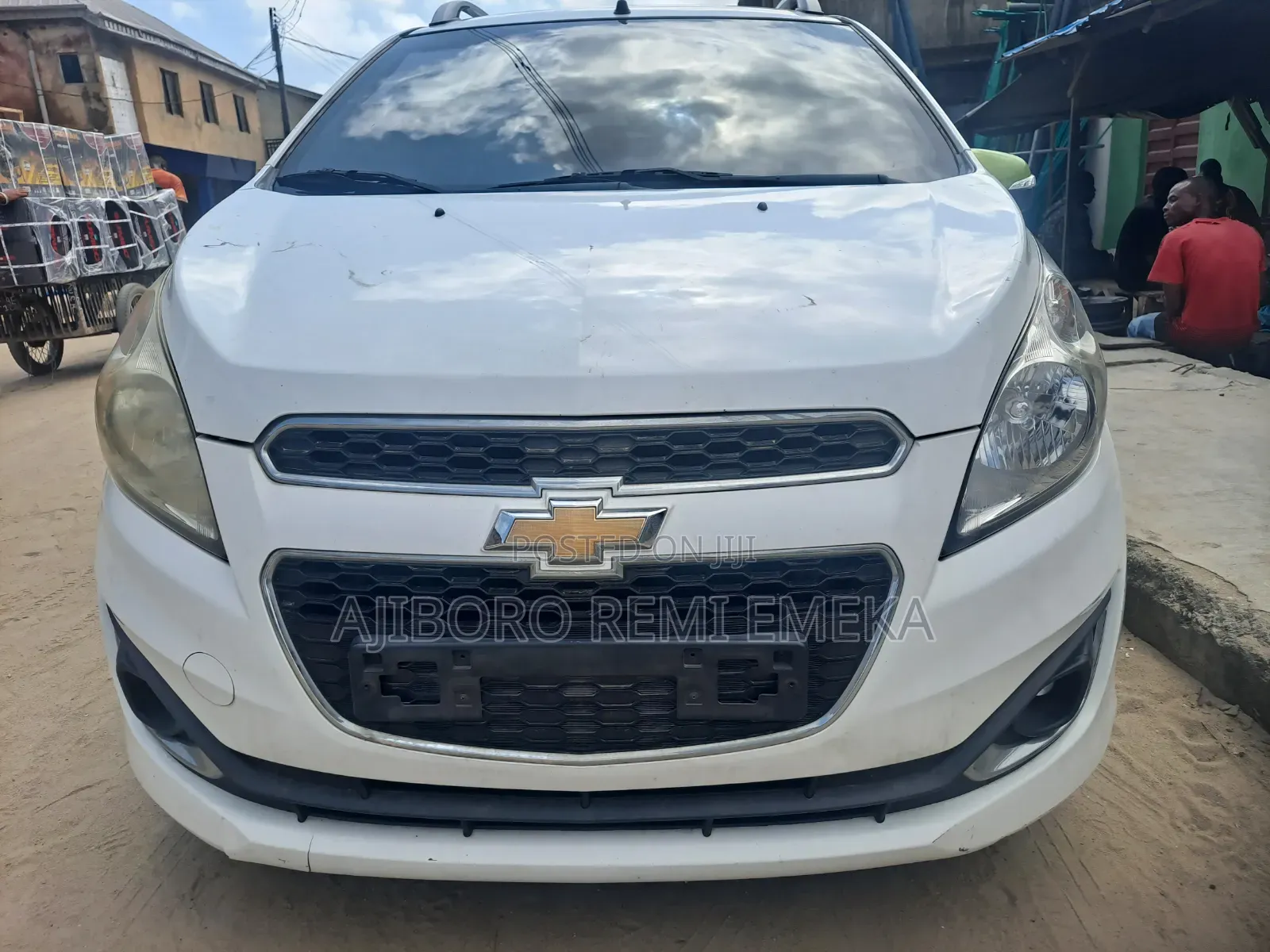 Chevrolet Spark 1LT 4dr Hatchback (1.2L 4cyl CVT) 2014 White
