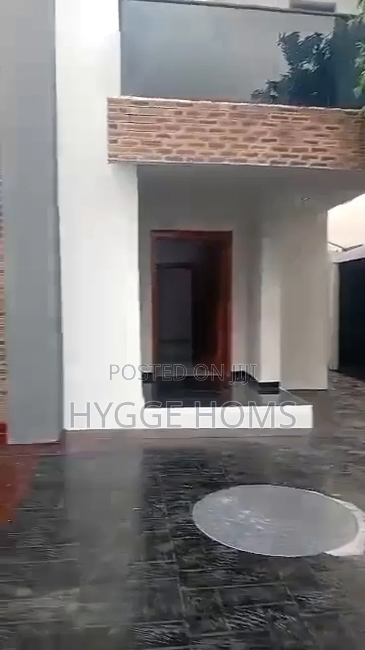 5bdrm Duplex in Maplewood Estate, Oko-Oba for sale