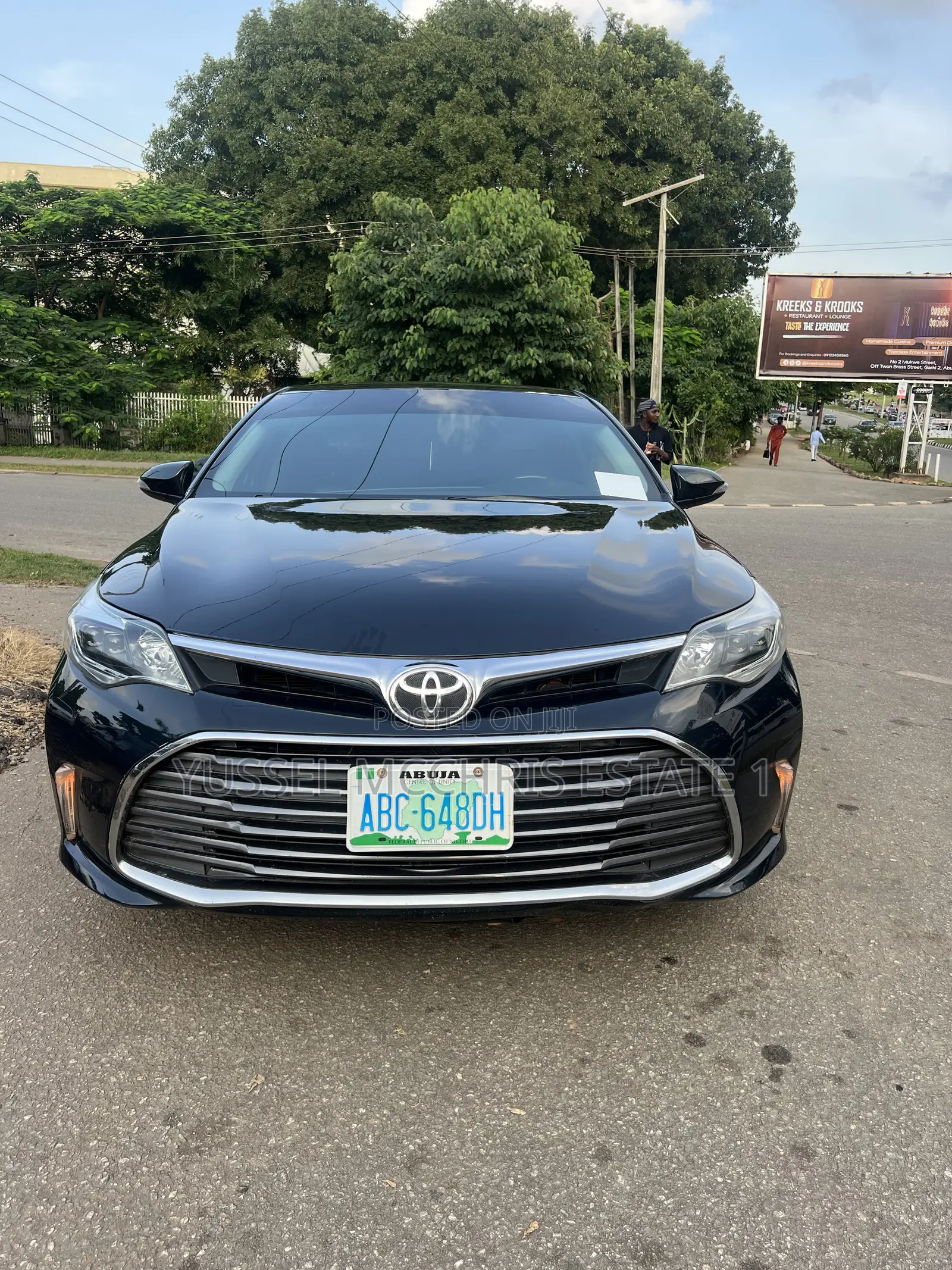Toyota Avalon XLE Premium FWD Sedan (3.6L 6cyl 6A) 2016 Black