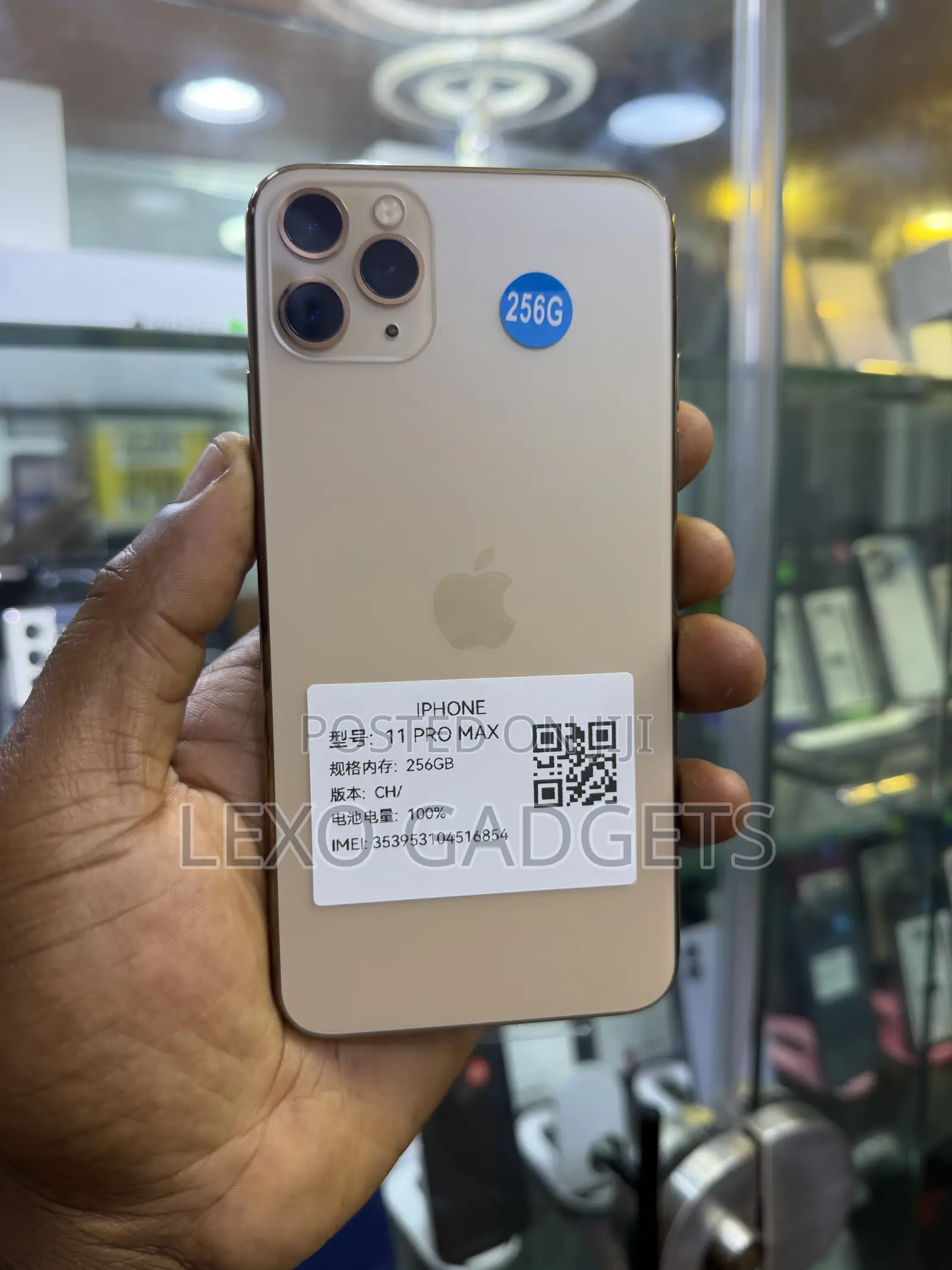 New Apple iPhone 11 Pro Max 256 GB Gold