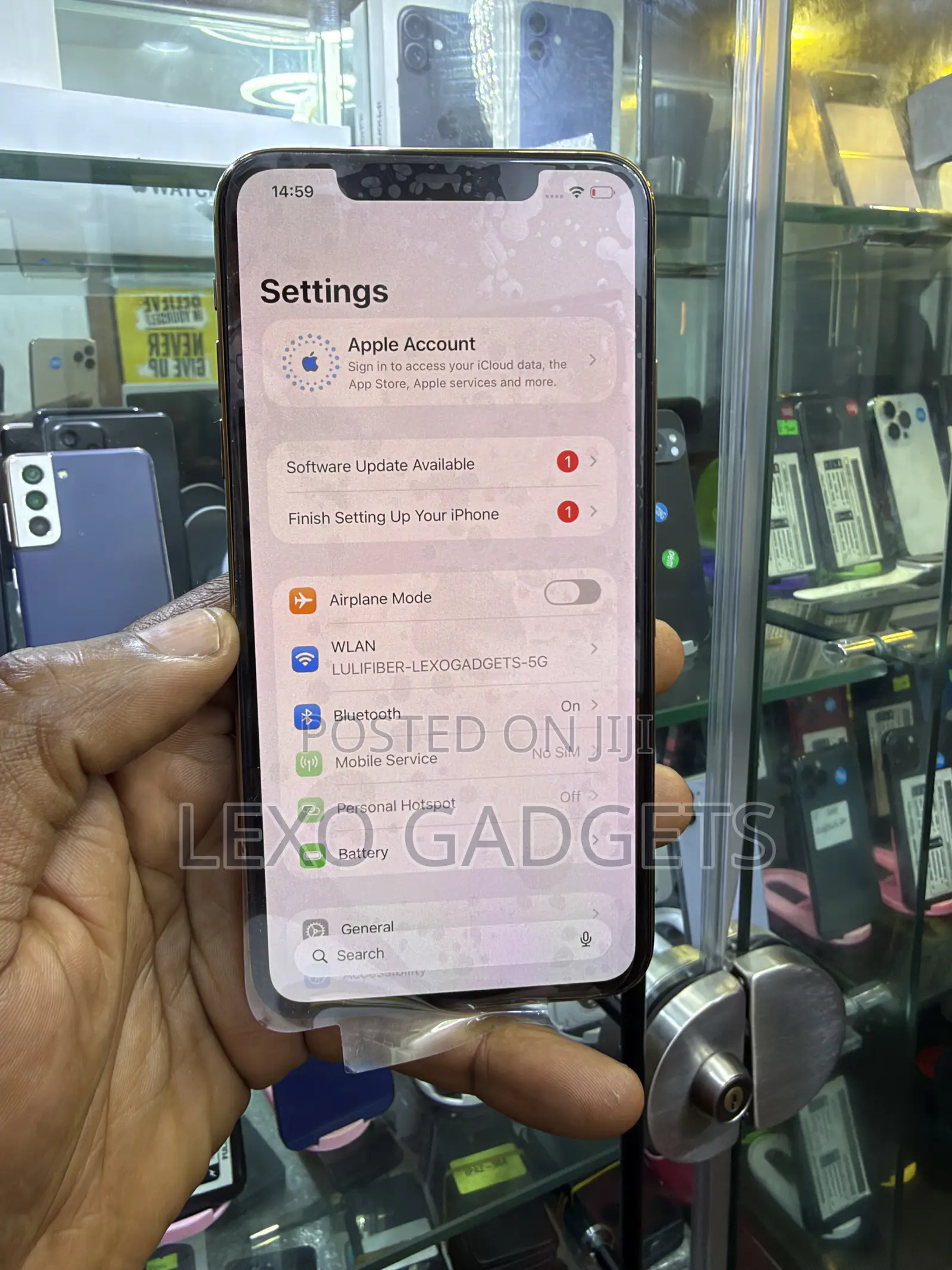 New Apple iPhone 11 Pro Max 256 GB Gold