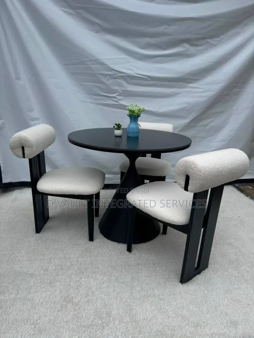 Modern 3 Seater Classic Dining
