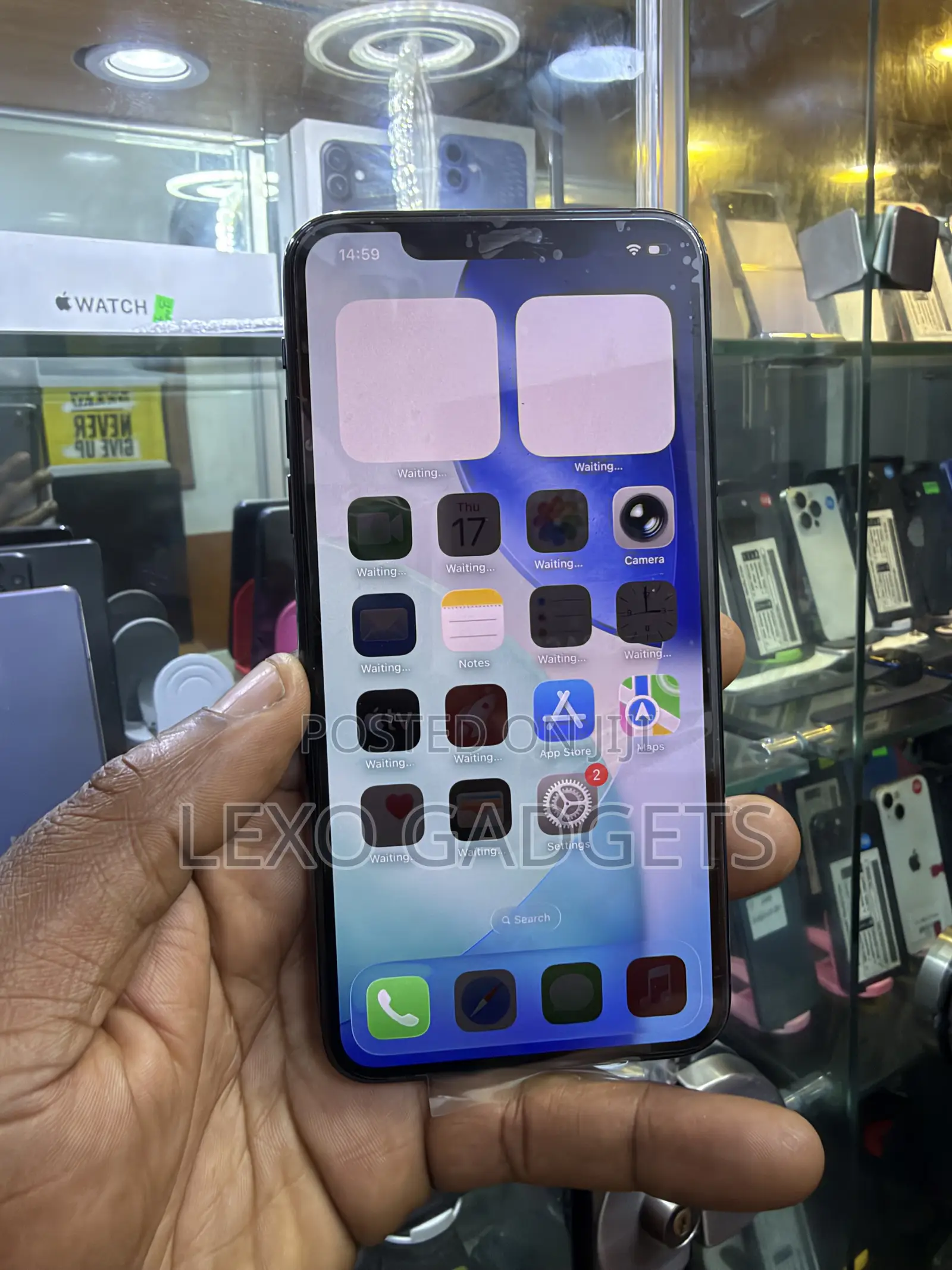 New Apple iPhone 11 Pro Max 256 GB Green