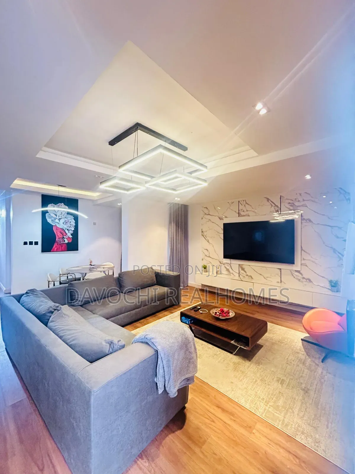3bdrm Apartment in Adeola Odeku for rent