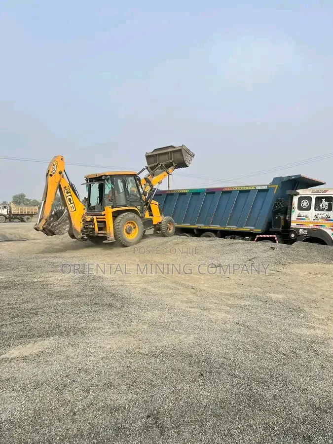 From Quarry to Site - 30 Tons Granite - Video Proof of Tonnage