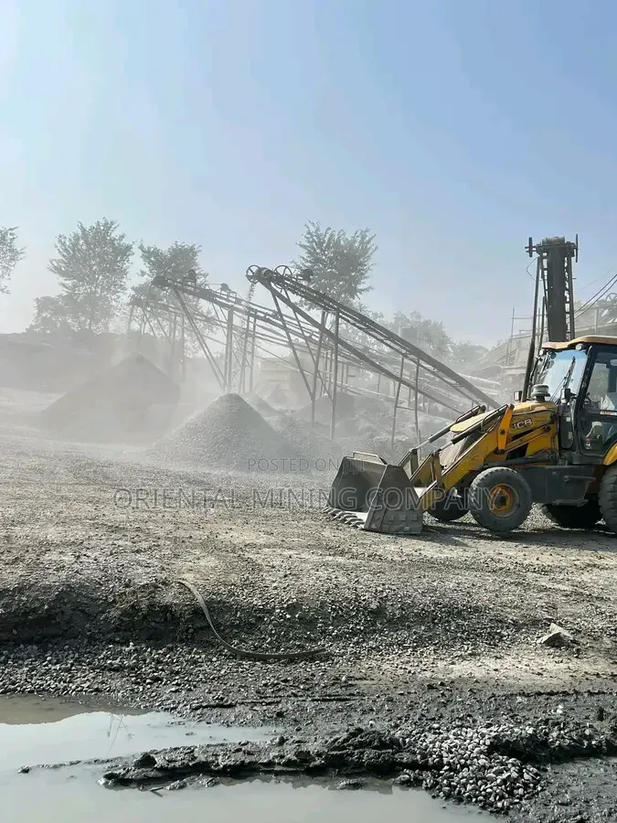 From Quarry to Site - 30 Tons Granite - Video Proof of Tonnage