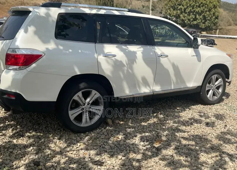 Toyota Highlander 2013 White