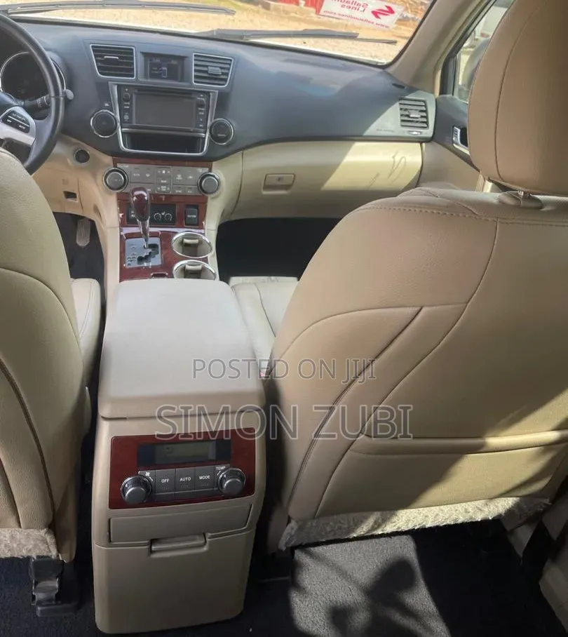Toyota Highlander 2013 White