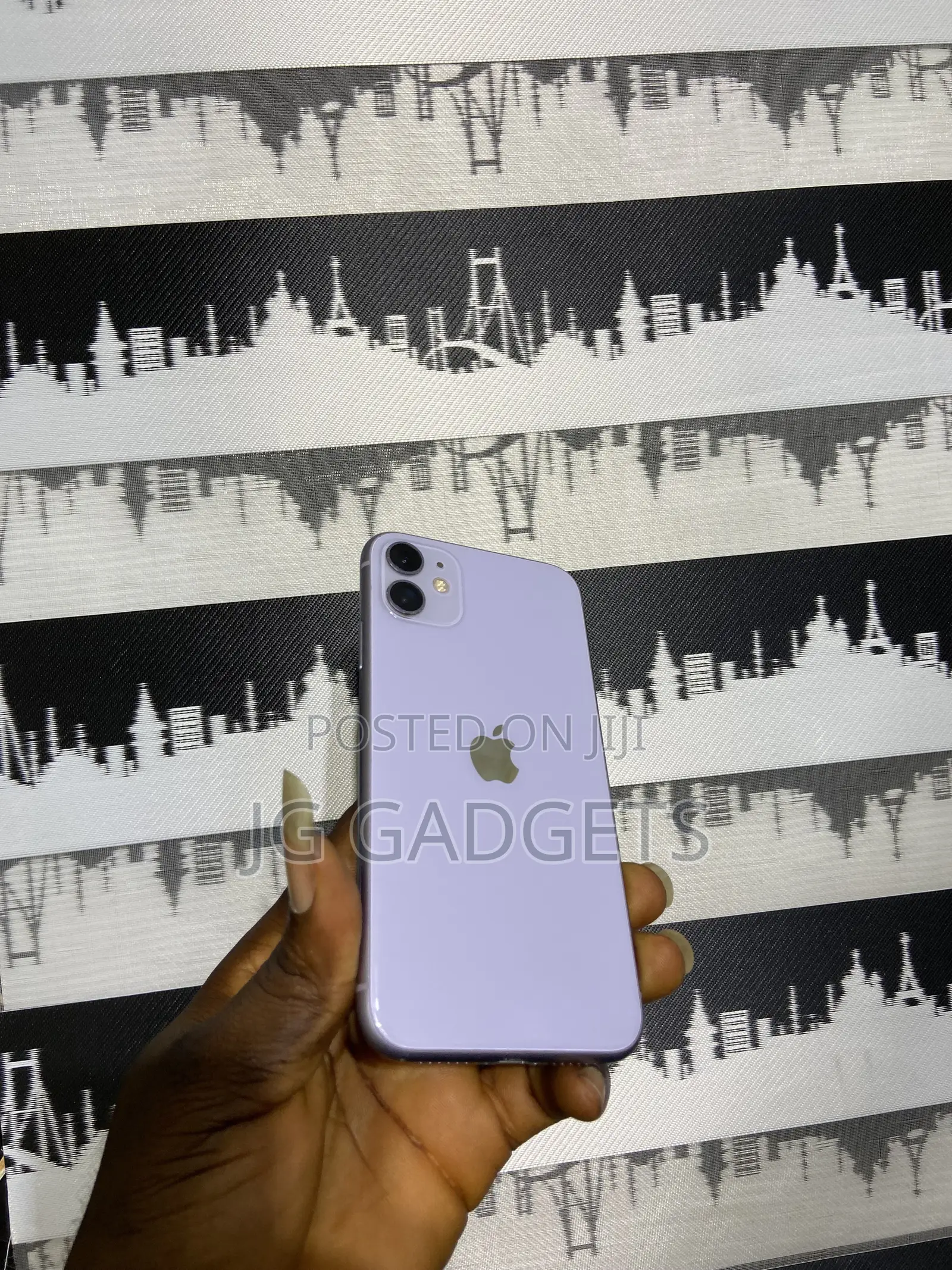 Apple iPhone 11 64 GB Purple