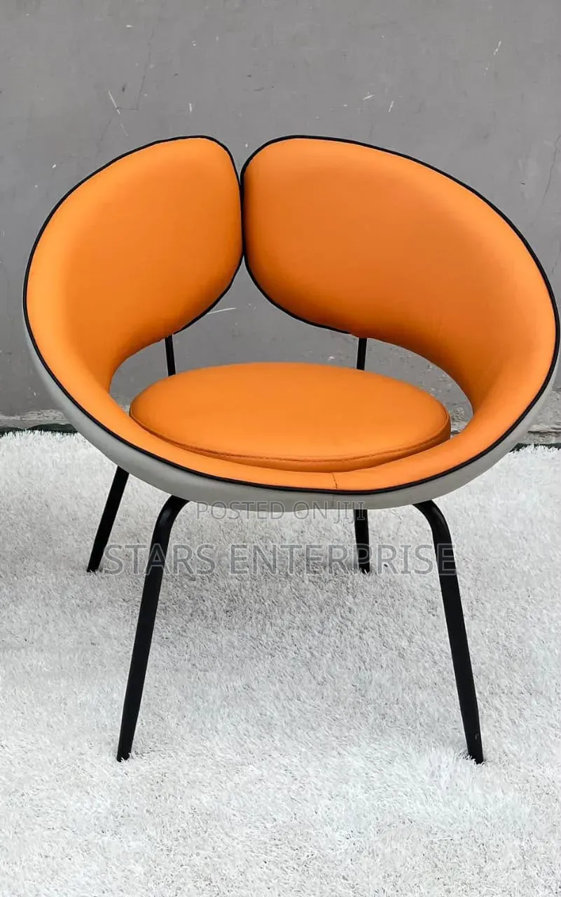 Modern Accent Chair / Visitors Chair