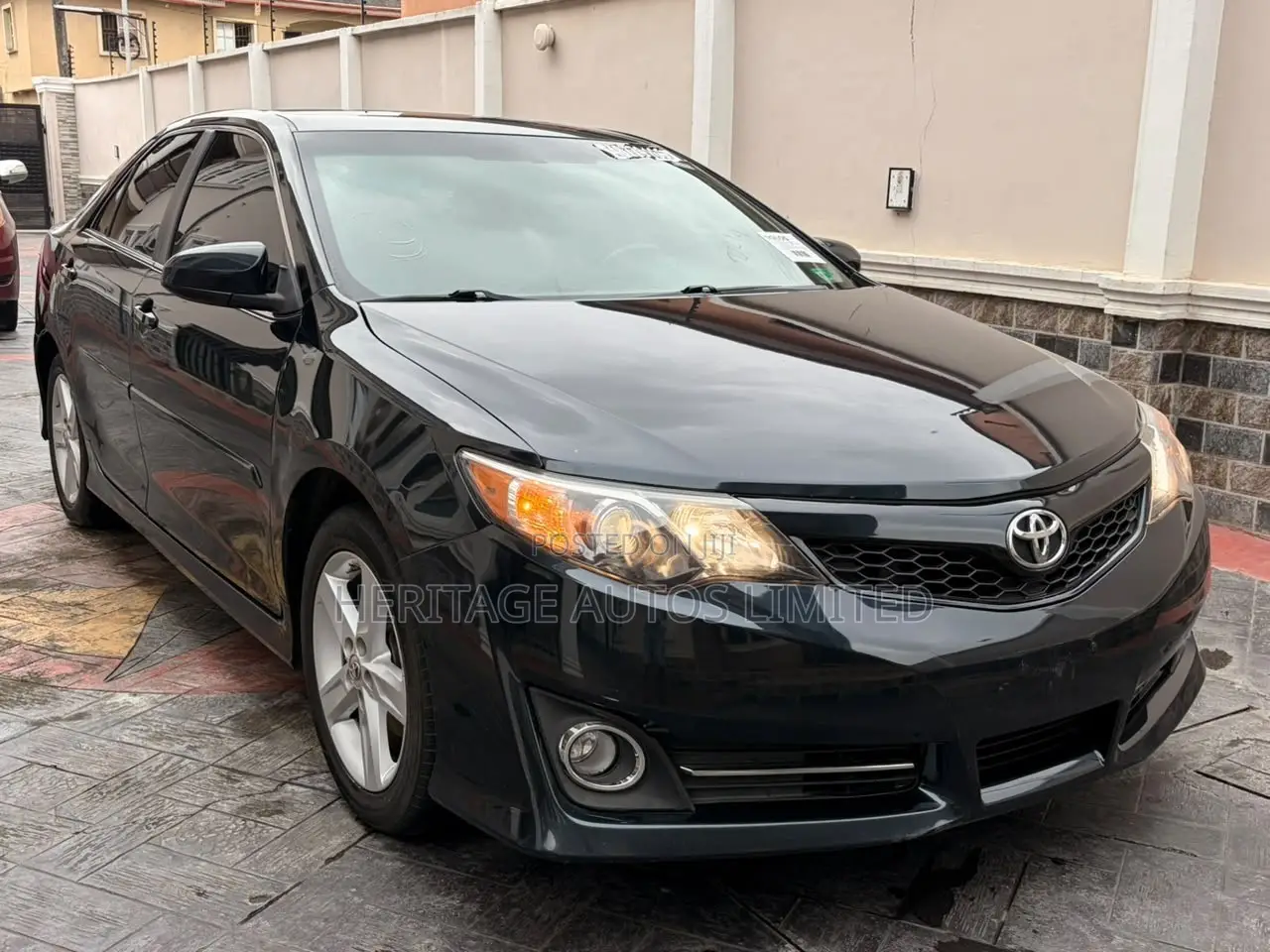 Toyota Camry SE 4dr Sedan (2.5L 4cyl 6A) 2013 Gray