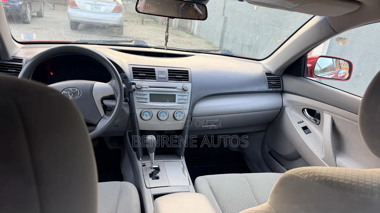 Toyota Camry LE 4dr Sedan (2.4L 4cyl 5A) 2008