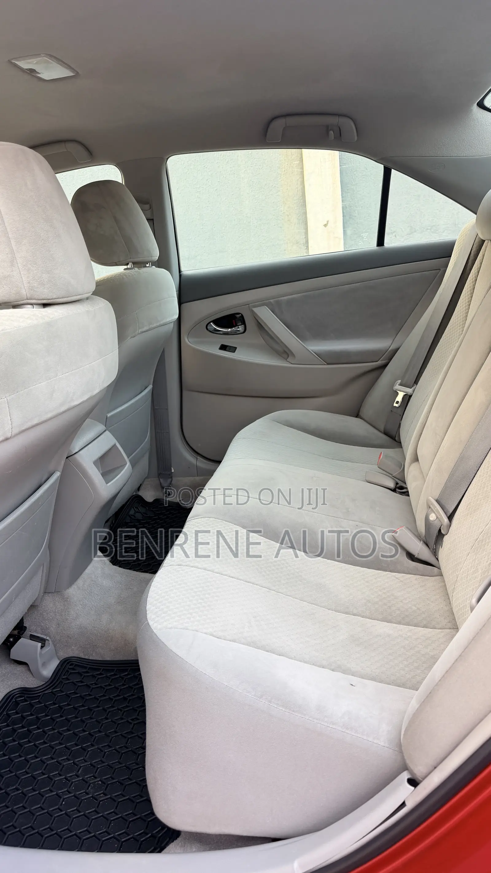 Toyota Camry LE 4dr Sedan (2.4L 4cyl 5A) 2008
