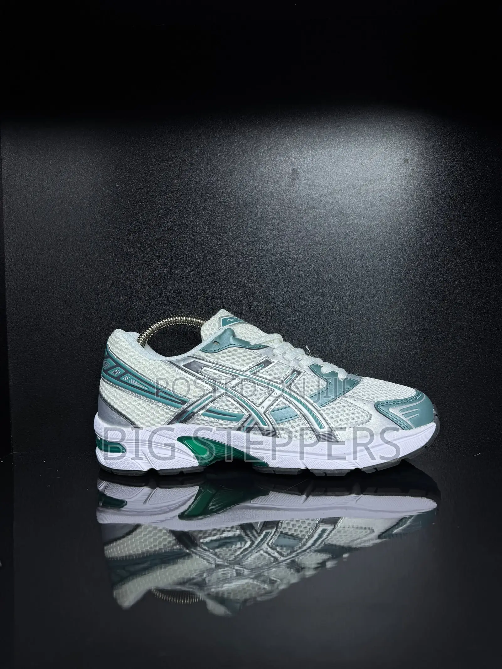 Asics Gel Sneakers
