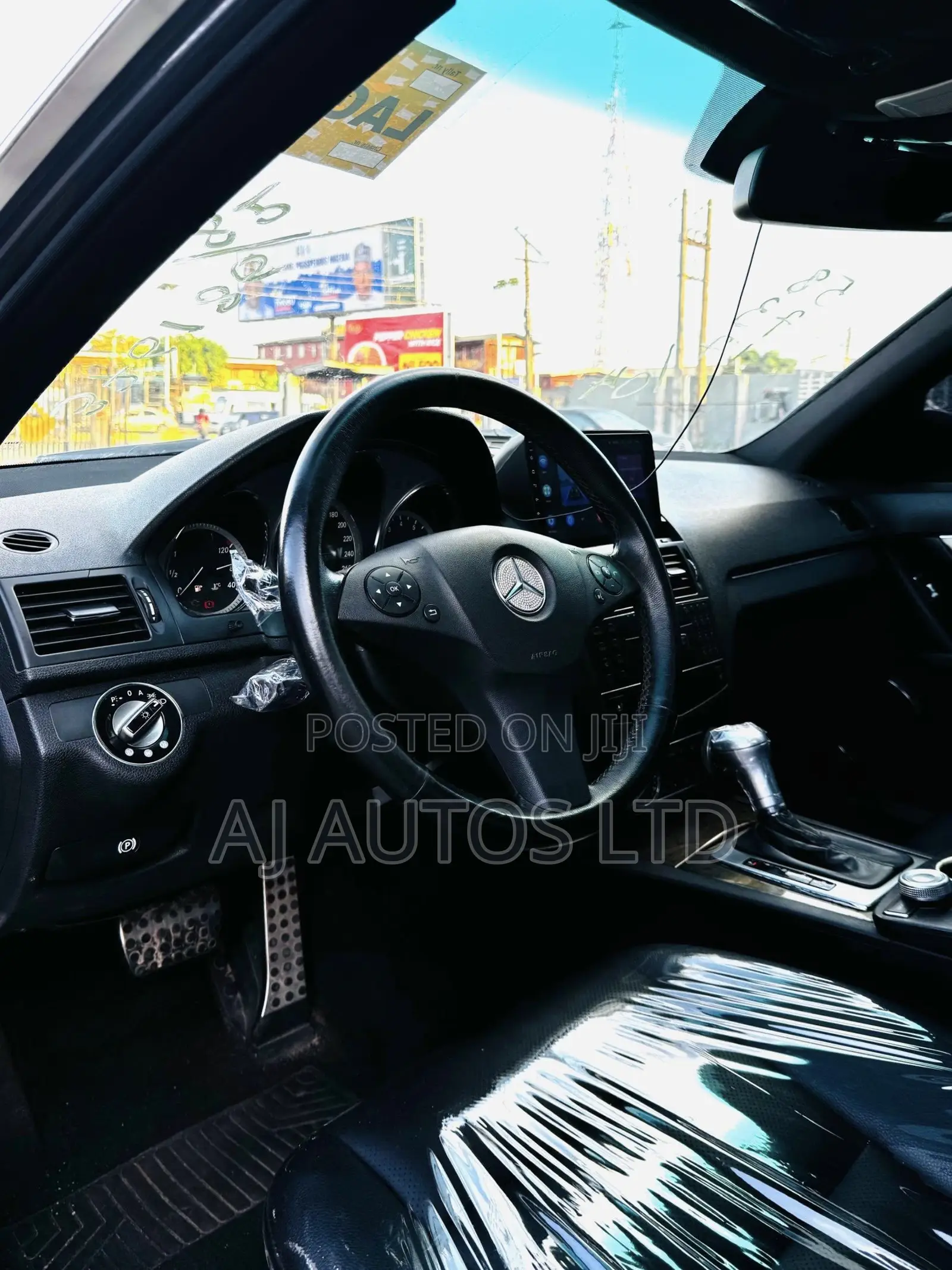 Mercedes-Benz C300 2009 Black