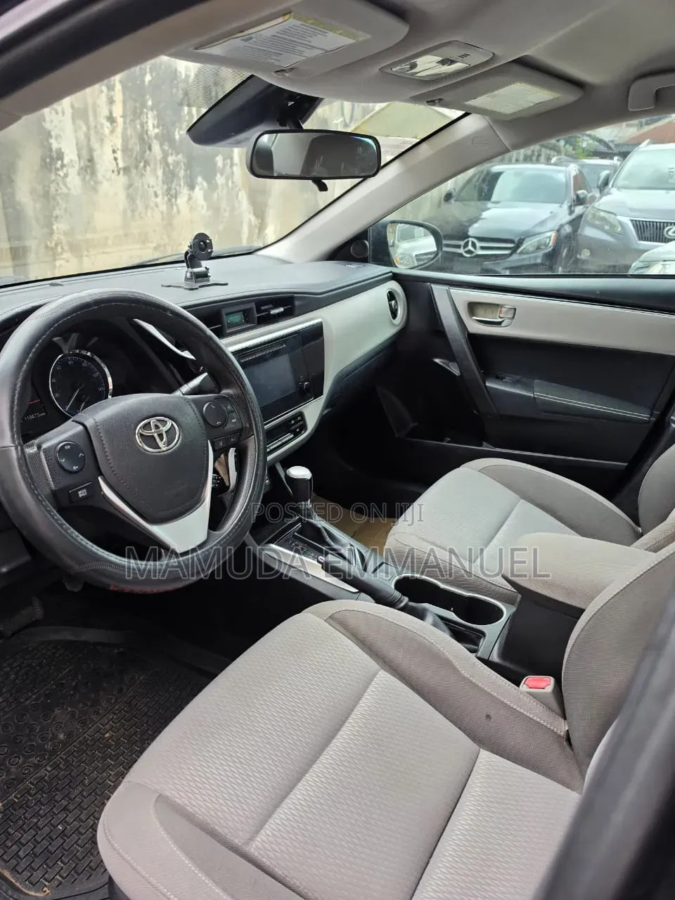 Toyota Corolla 2018 Black