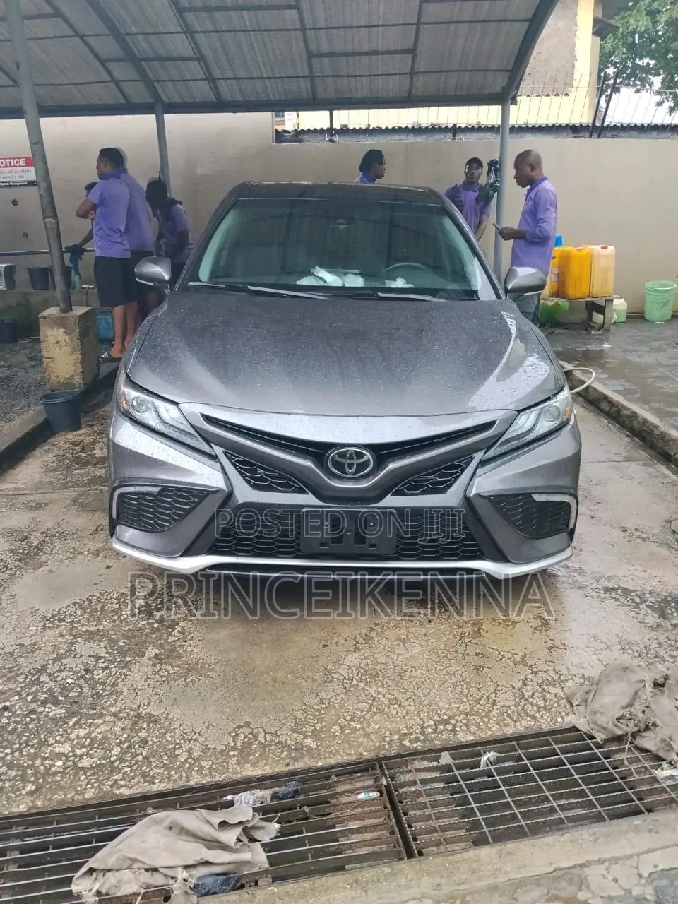Toyota Camry 2023 Brown