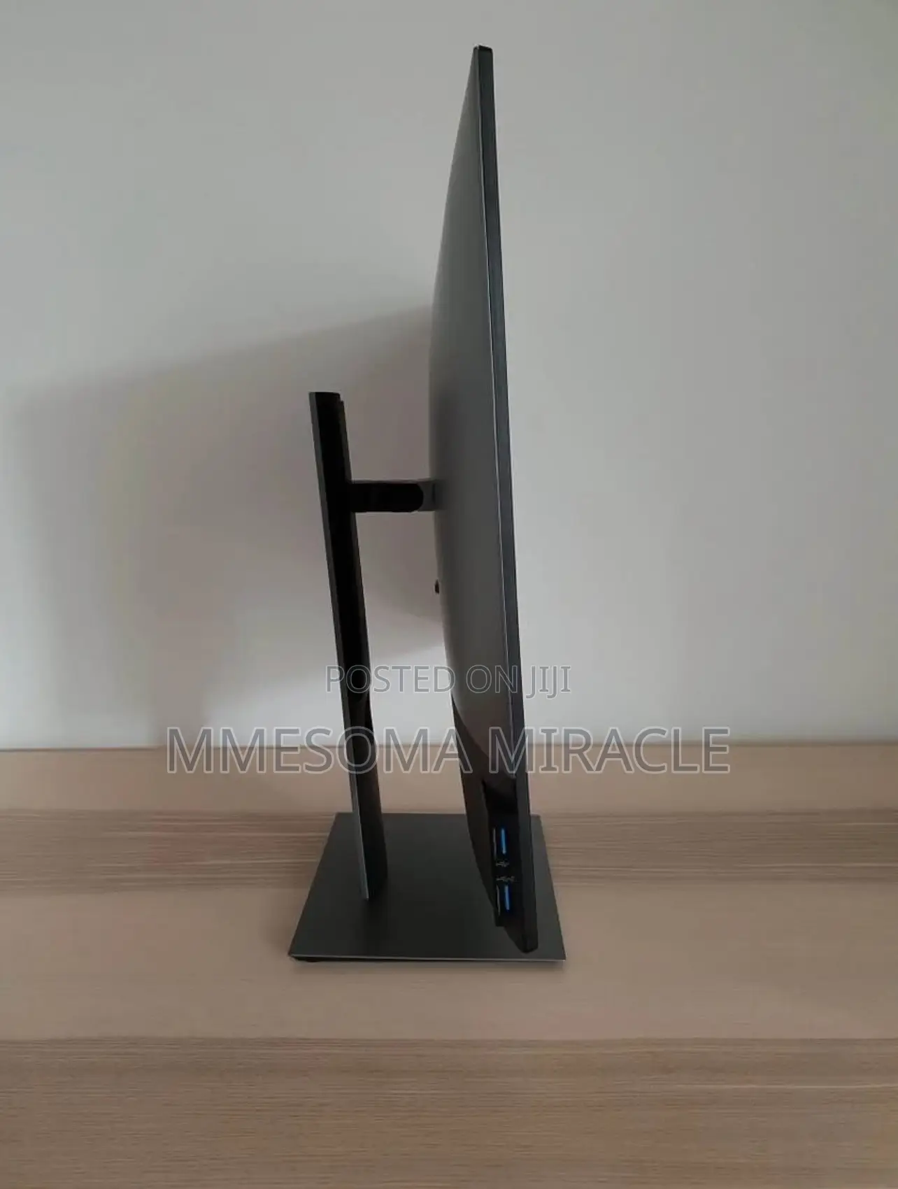 DELL UltraSharp U2419H IPS 24” (1920 X 1080 ) Pixel Full HD Monitor