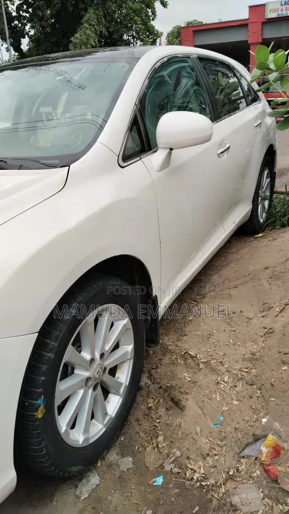 Toyota Venza 2012 White