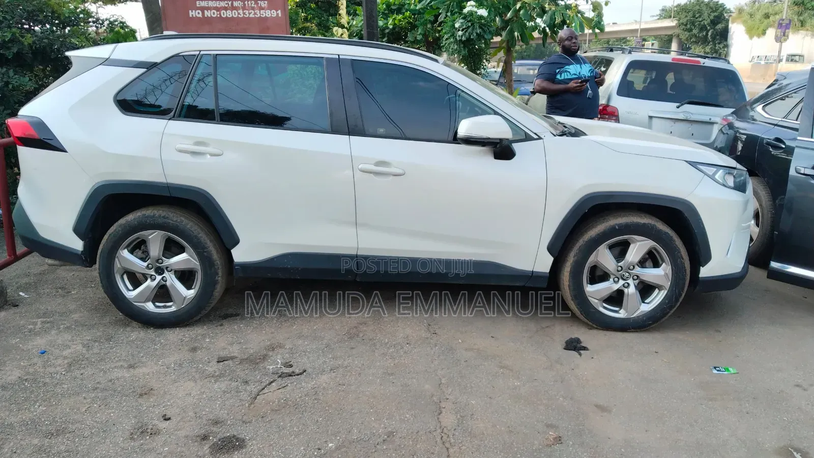 Toyota RAV4 2022 White
