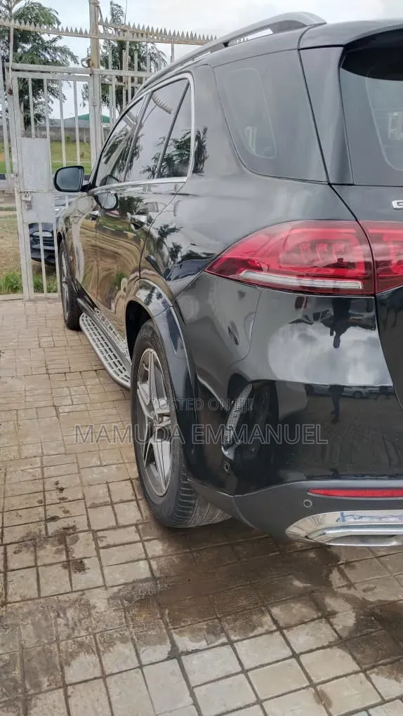 Mercedes-Benz GLE-Class 2021 Black
