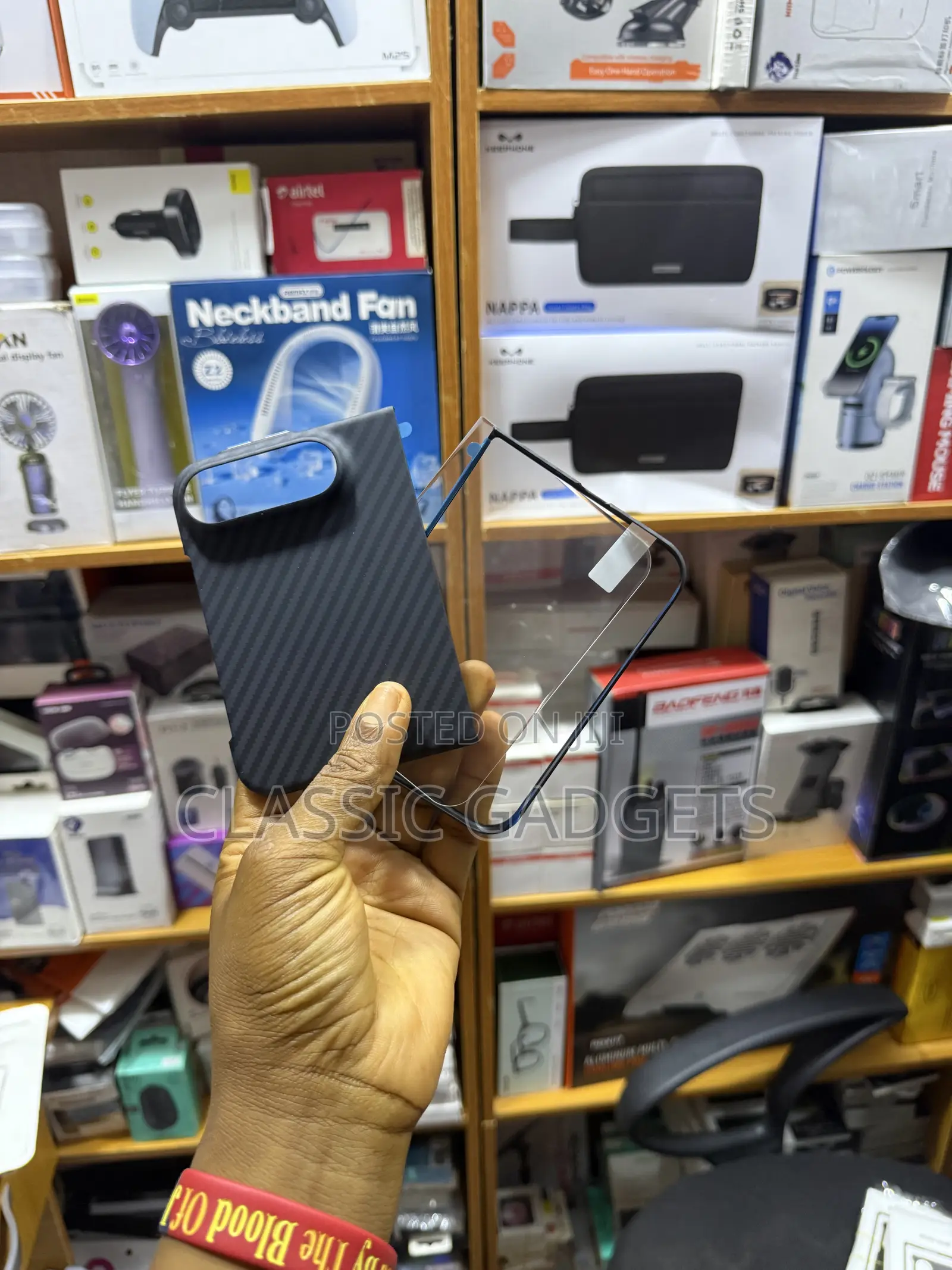 Kevlar Cabon Fiber Case for iPhone Duo / iPhone Fold
