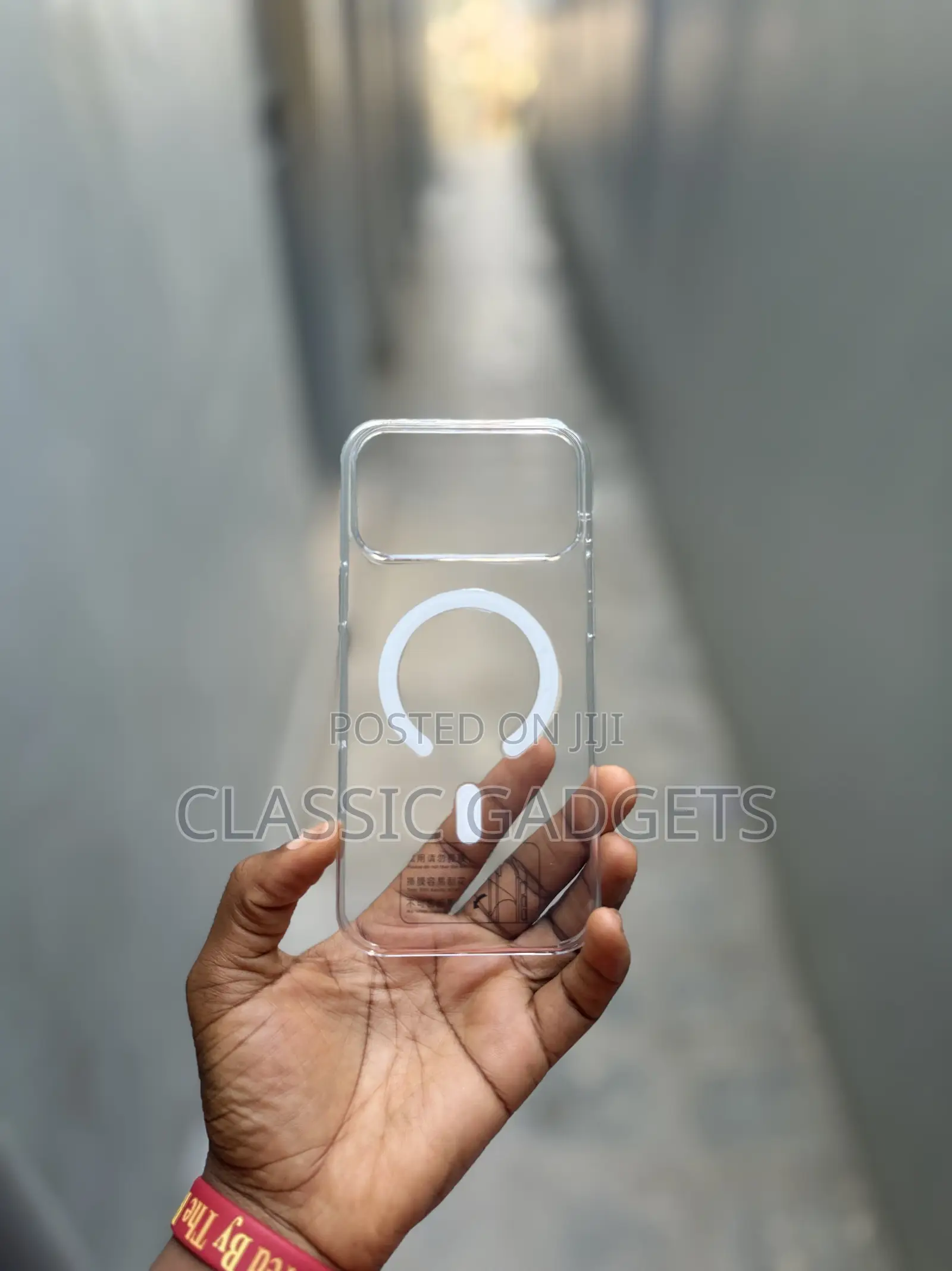 Transparent MagSafe Case With IC for iPhone 18 Pro Max and 18 Pro