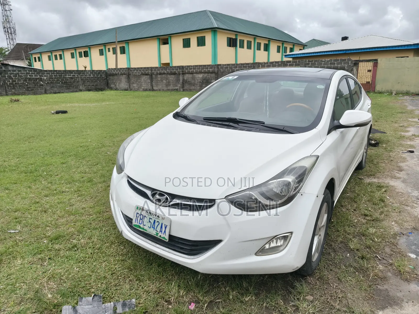 Hyundai Elantra GLS Sedan FWD (1.8L 4cyl 6A) 2013 White