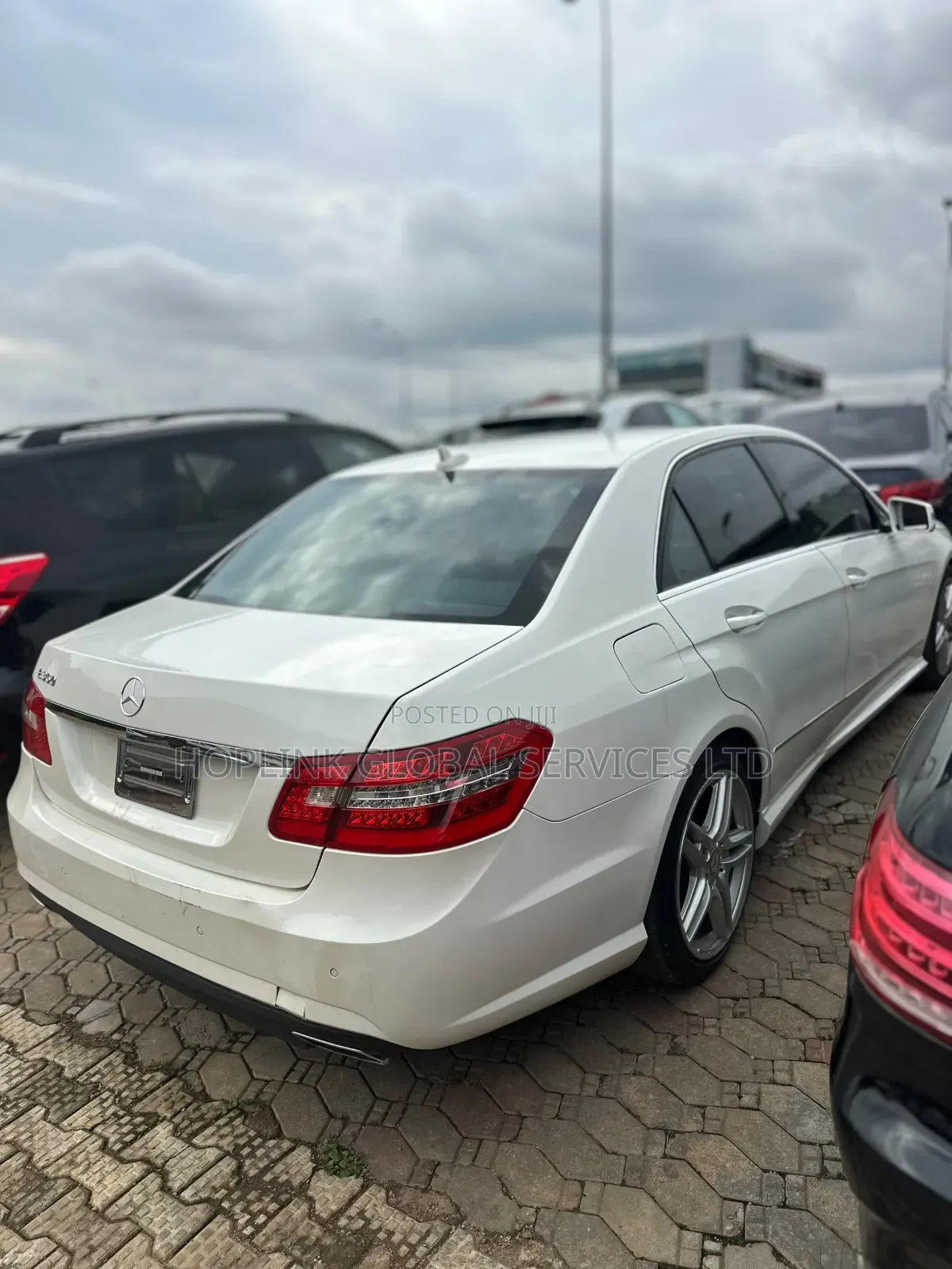 Mercedes-Benz E350 2013 Black