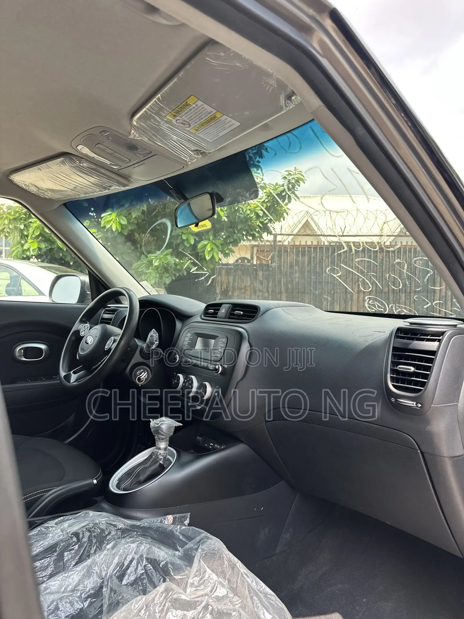 Kia Soul Hatchback 2016 Brown
