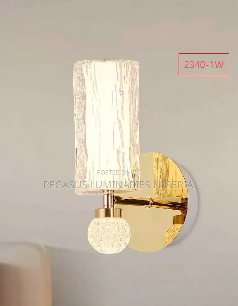 Gold LED Wall Lamp