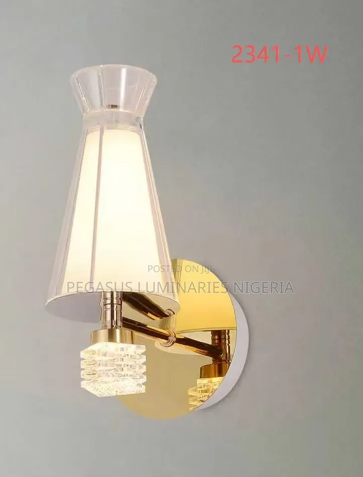 Gold LED Wall Lamp