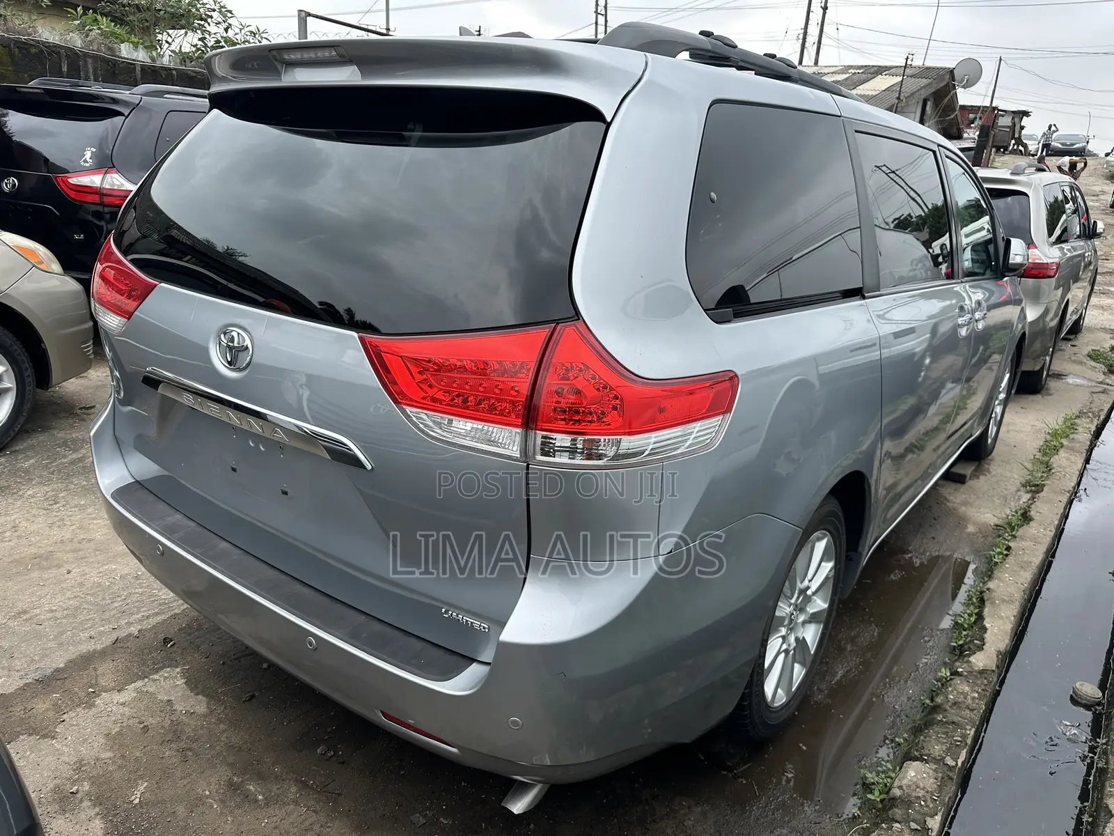 Toyota Sienna 2014 Silver
