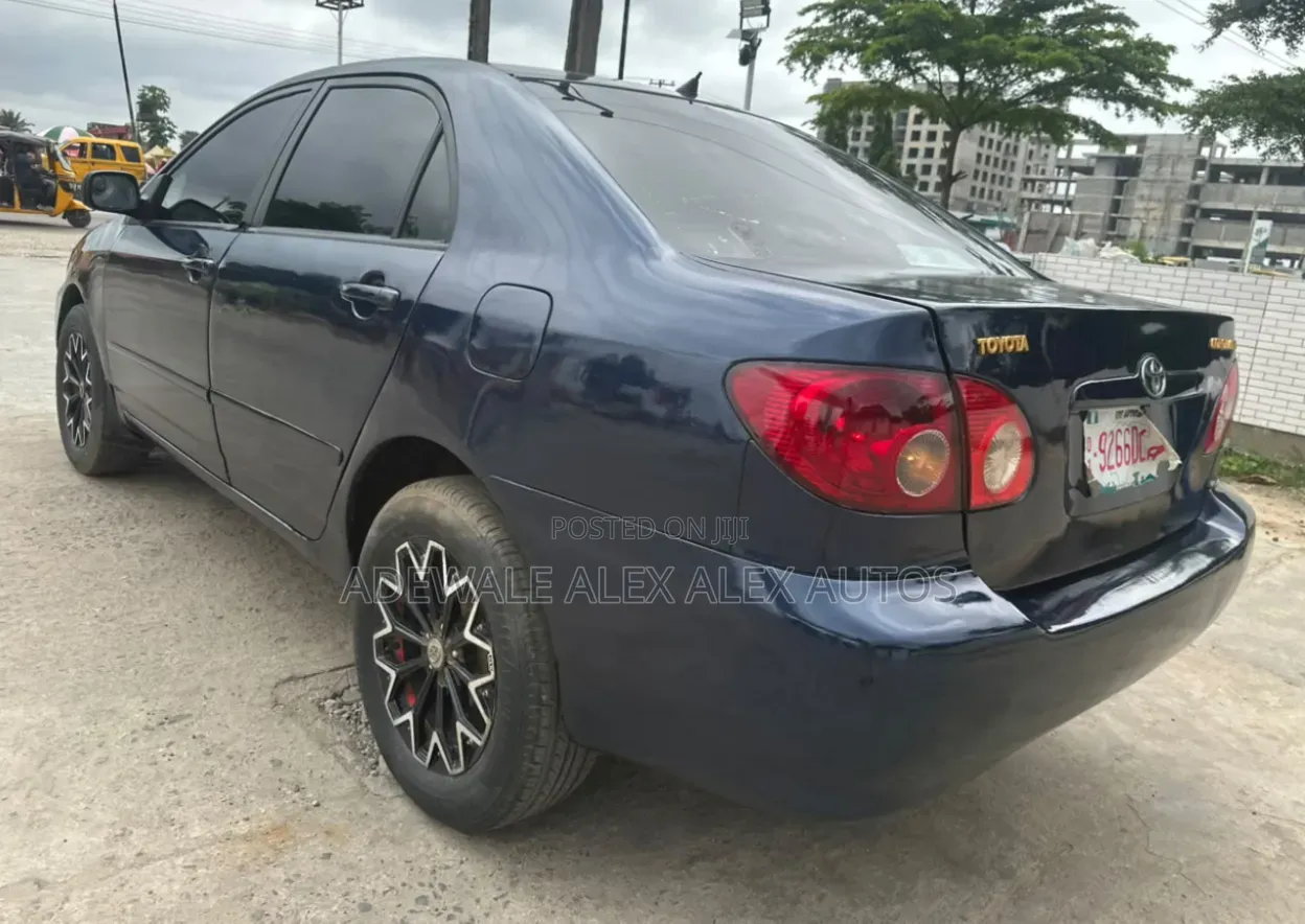 Toyota Corolla 2005 Blue