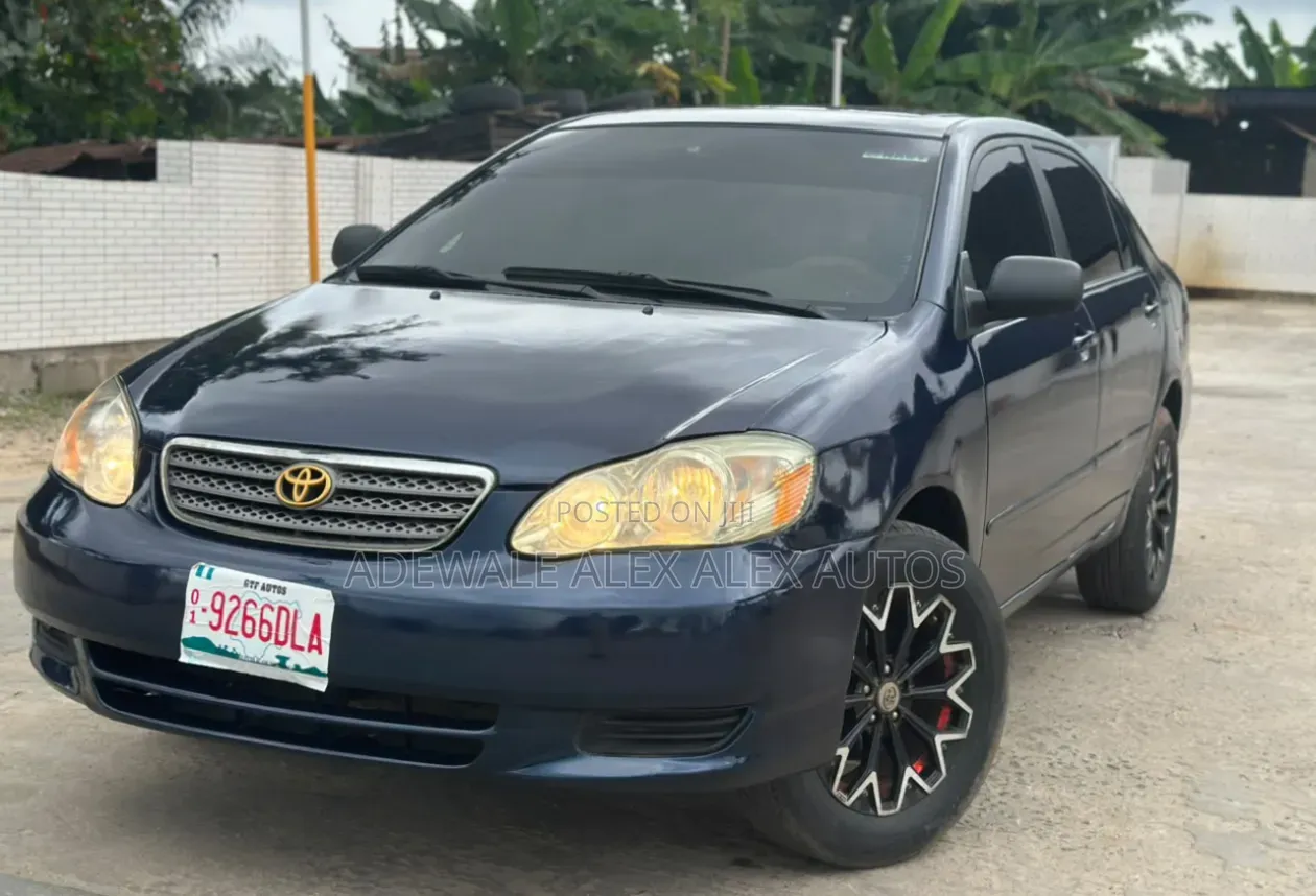 Toyota Corolla 2005 Blue