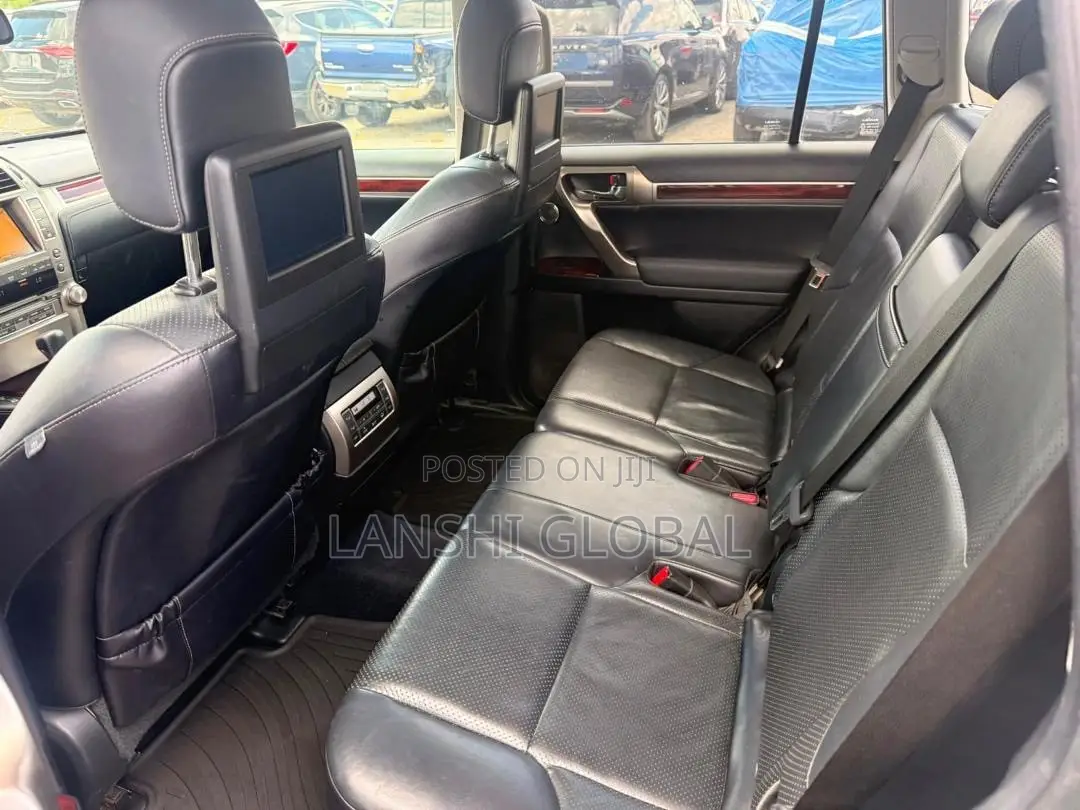 Lexus GX 460 2010 Silver