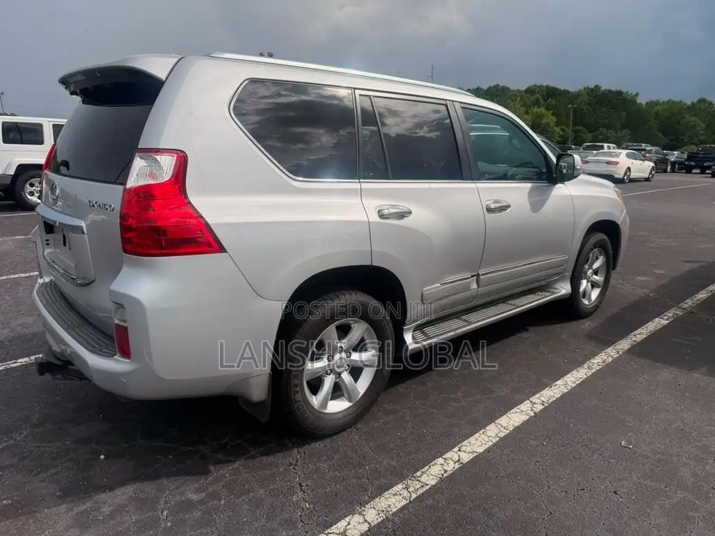 Lexus GX 460 2010 Silver