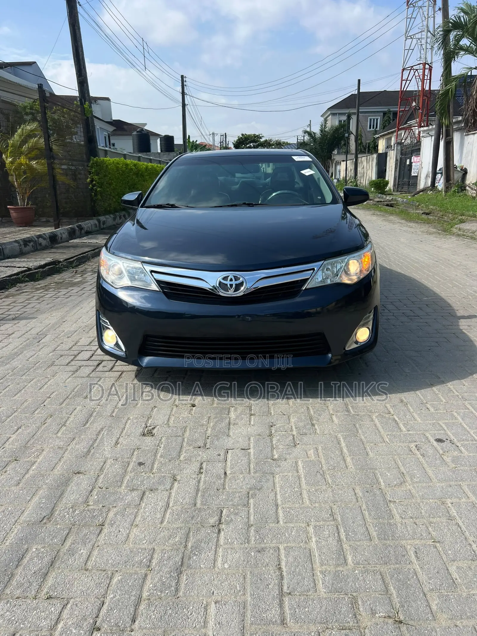 Toyota Camry XLE 4dr Sedan (2.5L 4cyl 6A) 2012 Black