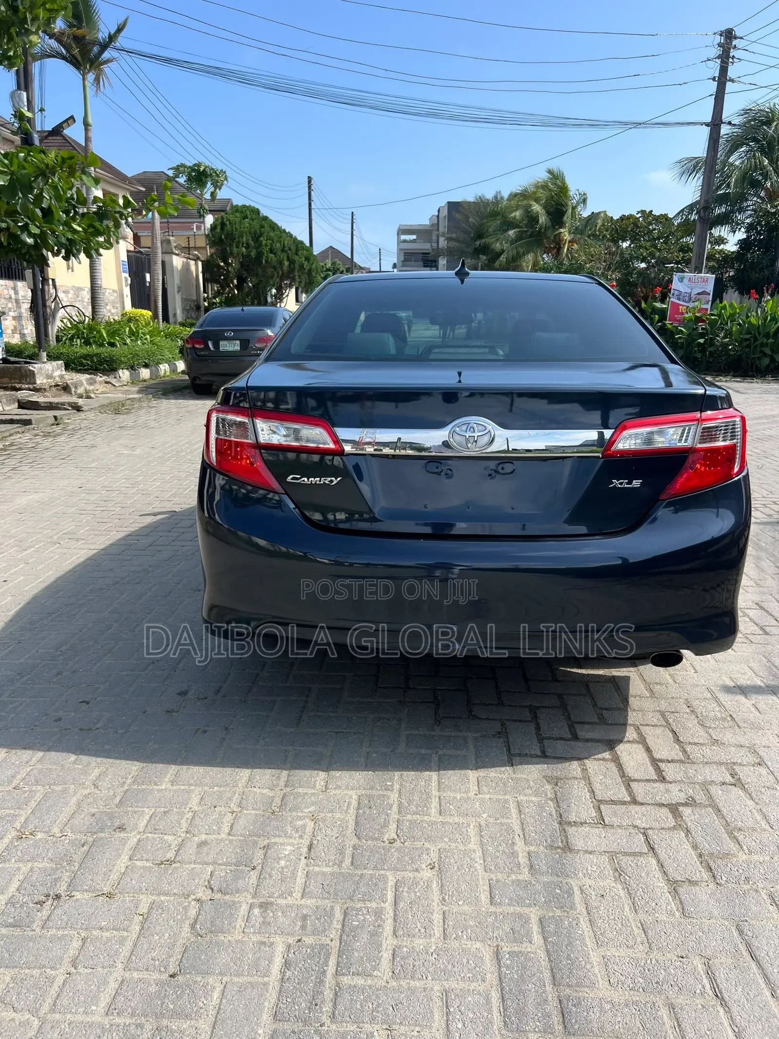 Toyota Camry XLE 4dr Sedan (2.5L 4cyl 6A) 2012 Black