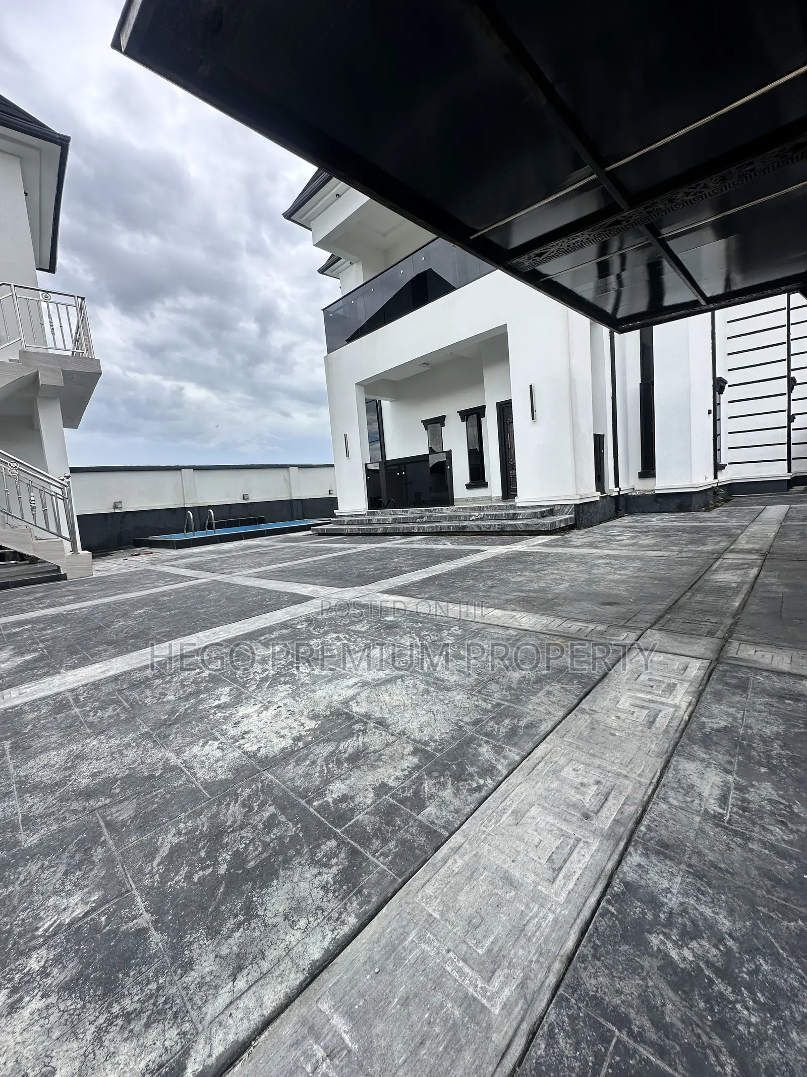 4bdrm Duplex in Cedar Wood, Obio-Akpor for sale