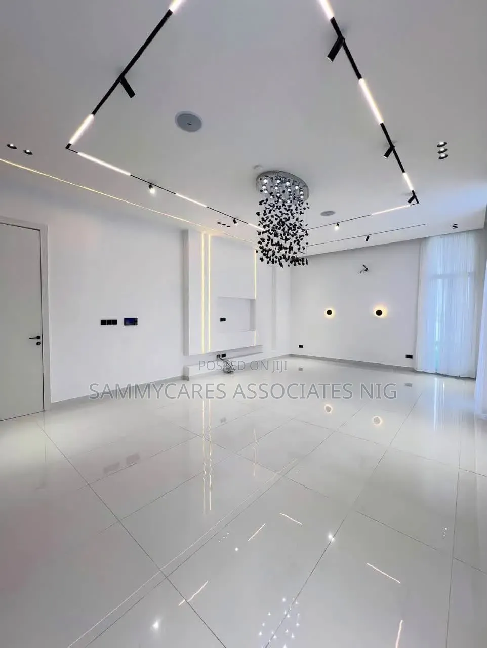 Furnished 6bdrm Duplex in Osapa london for sale